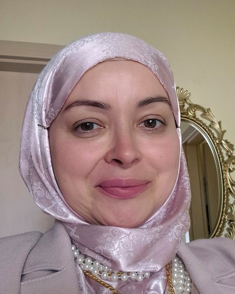 Portre: Arzu Kutsiye Kara